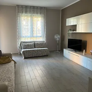  Appartamento Veronica, Per Lavoro E Relax Italia