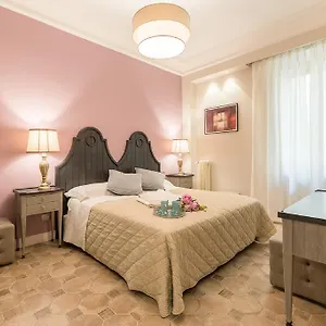 https://altarocca-embassy-rome.it-romehotels.com
